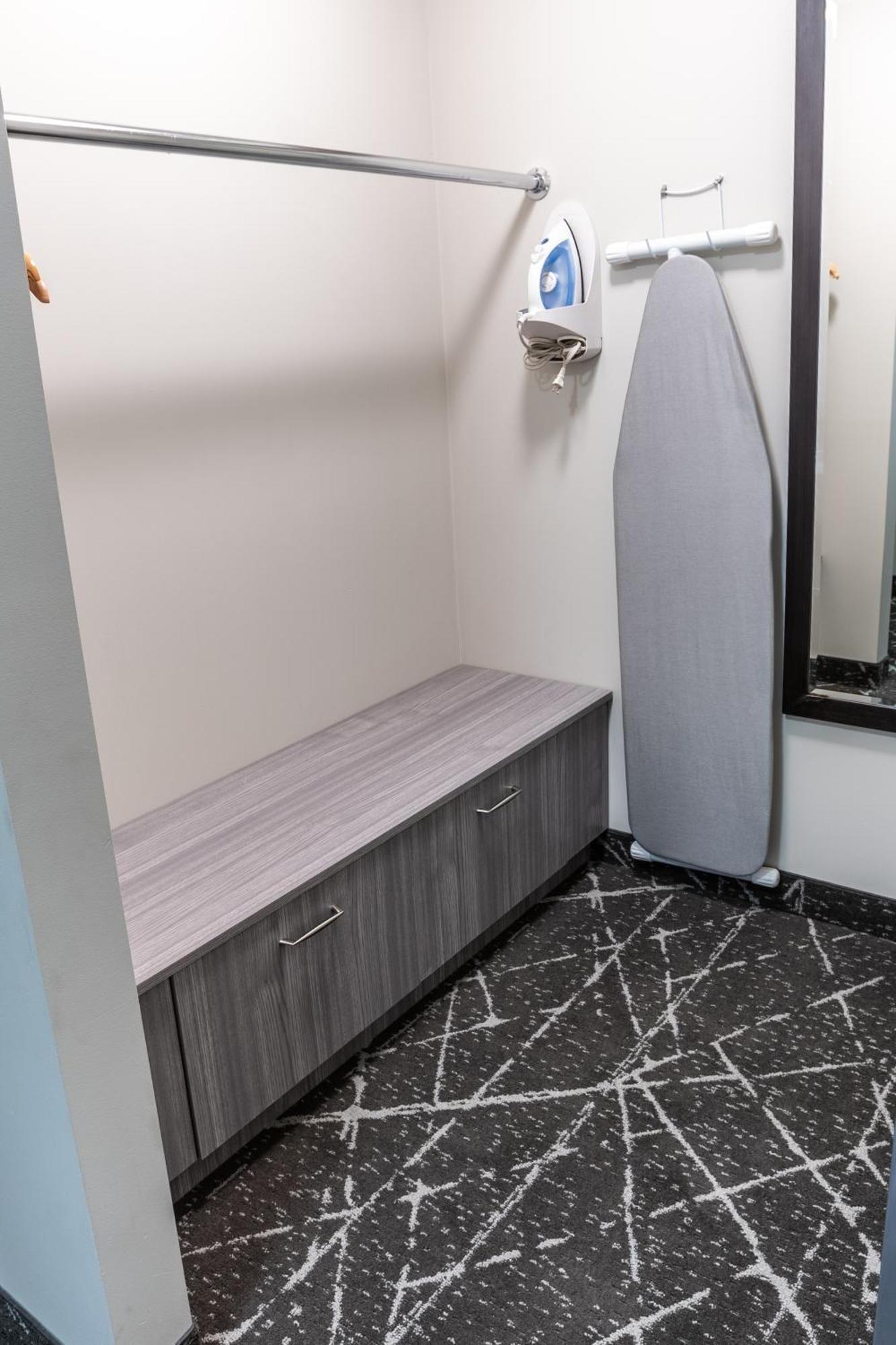 Microtel Inn & Suites By Wyndham לוידמינסטר מראה חיצוני תמונה