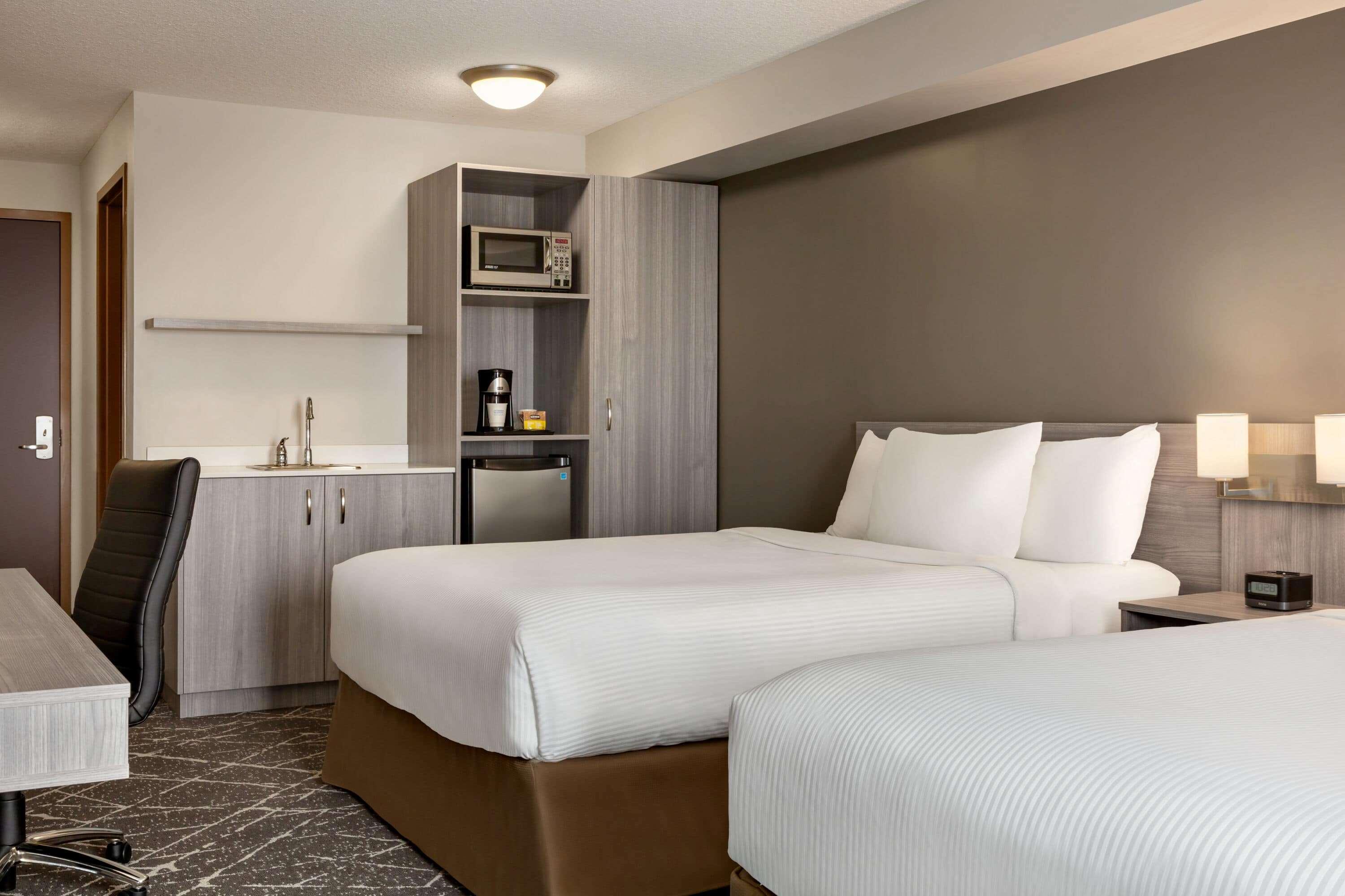 Microtel Inn & Suites By Wyndham לוידמינסטר מראה חיצוני תמונה