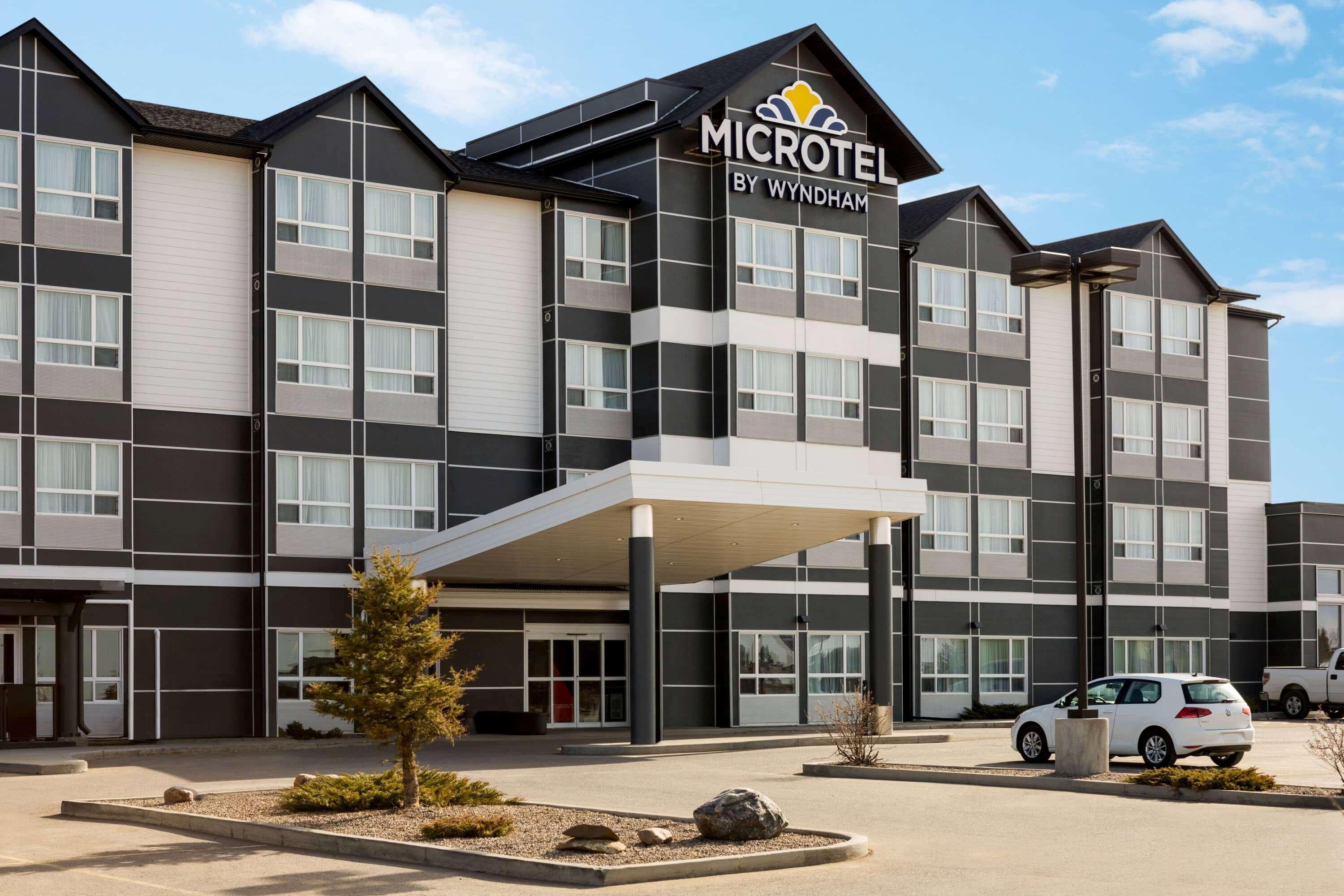Microtel Inn & Suites By Wyndham לוידמינסטר מראה חיצוני תמונה